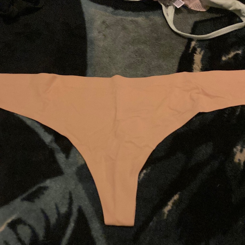 Skin toned Beau lazer cut Large thong. Super soft, never worn